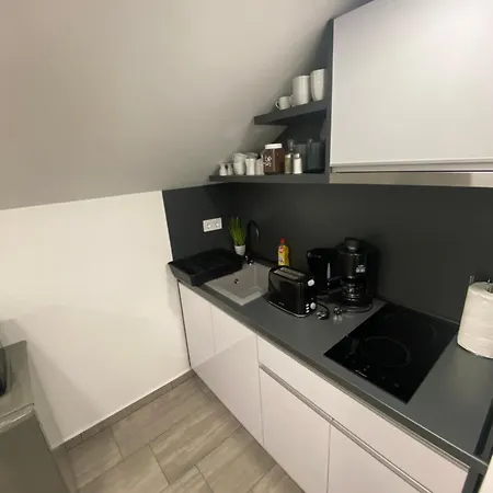 Lejlighedshotel Uj - Emili Miskolctapolca - 27 Fore 3*