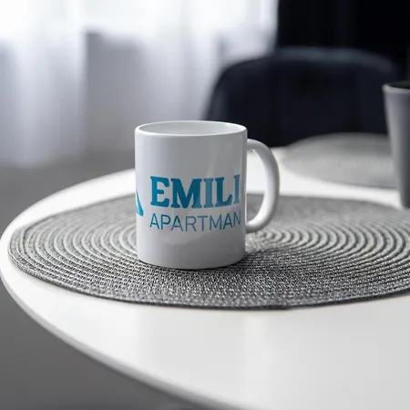 Uj - Emili Miskolctapolca - 27 Fore