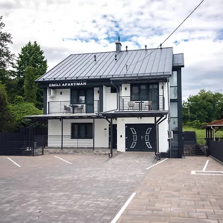Lejlighedshotel Uj - Emili Miskolctapolca - 27 Fore 3*