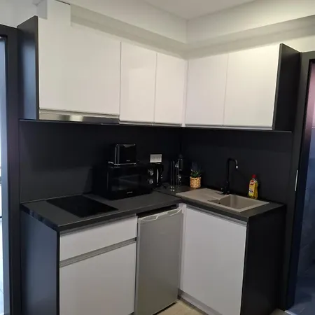 Uj - Emili Miskolctapolca - 27 Fore Lejlighedshotel 3*