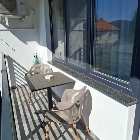 Lejlighedshotel Uj - Emili Miskolctapolca - 27 Fore Miskolc