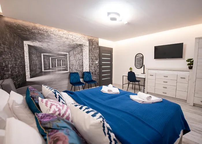 új - Emili Miskolctapolca - 27 Főre 3* Mişcolţ